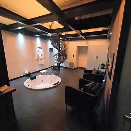 Wellness A - Avec Jacuzzi Pour 2 Personnes Hotel Sprimont