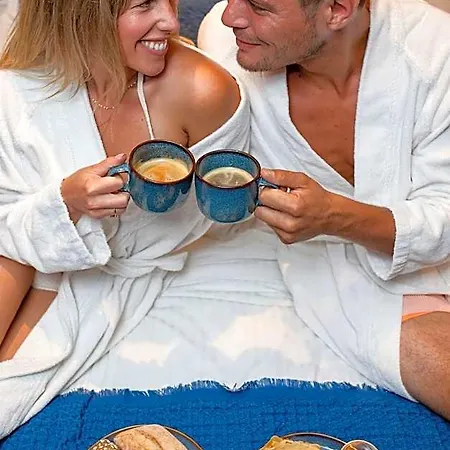 Wellness A - Avec Jacuzzi Pour 2 Personnes Hotel *